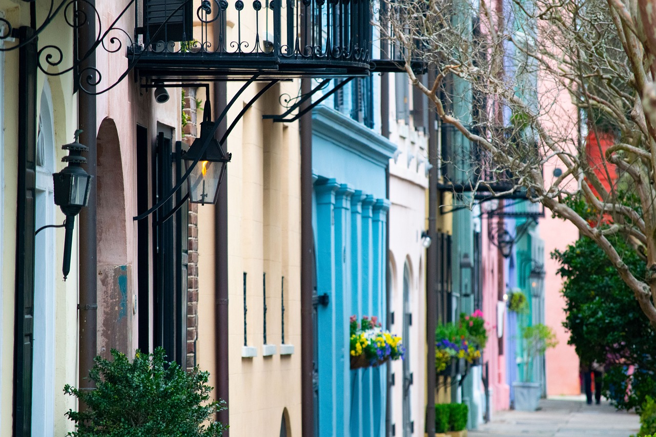 Charleston, SC — Rainbow Row streetscape for Charleston nanny salary guide